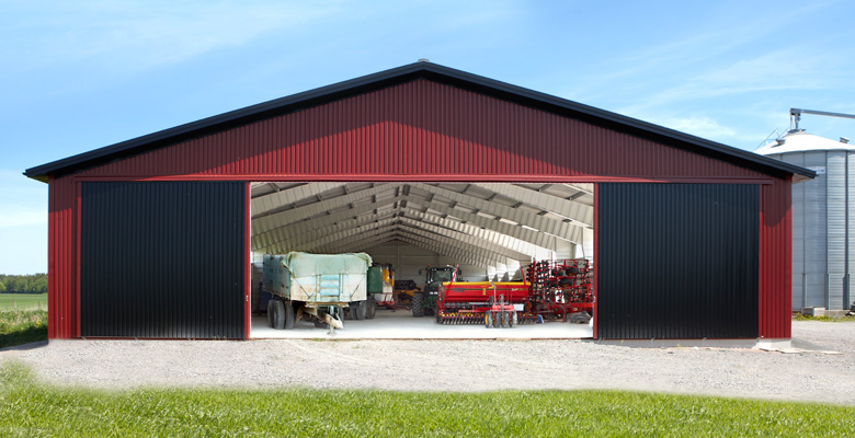 Agricultural buildings, cowsheds, machine halls made of steel | BORGA